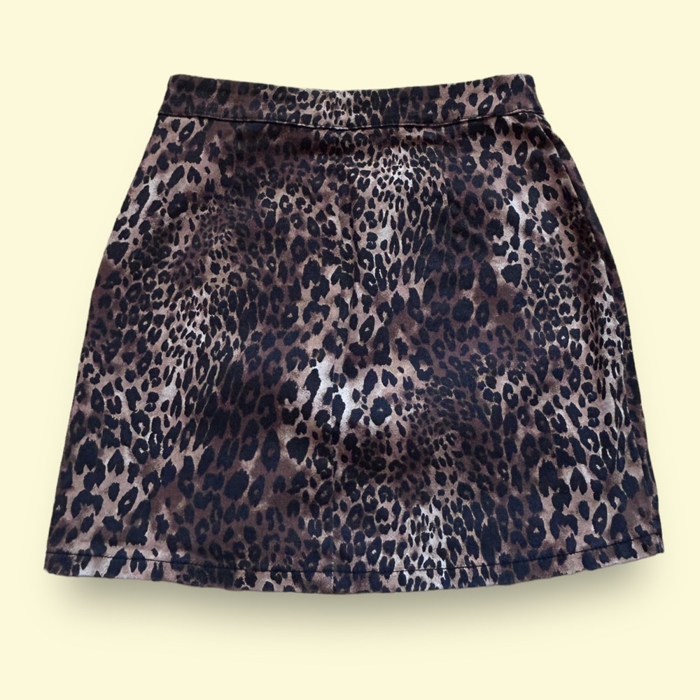 Forever 21 Leopard Print Mini Skirt - Size Small